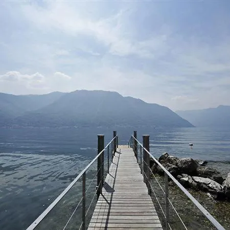 Sleeps 10 Pool Air Con Villa *