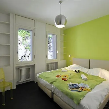 Sleeps 10 Pool Air Con Villa *